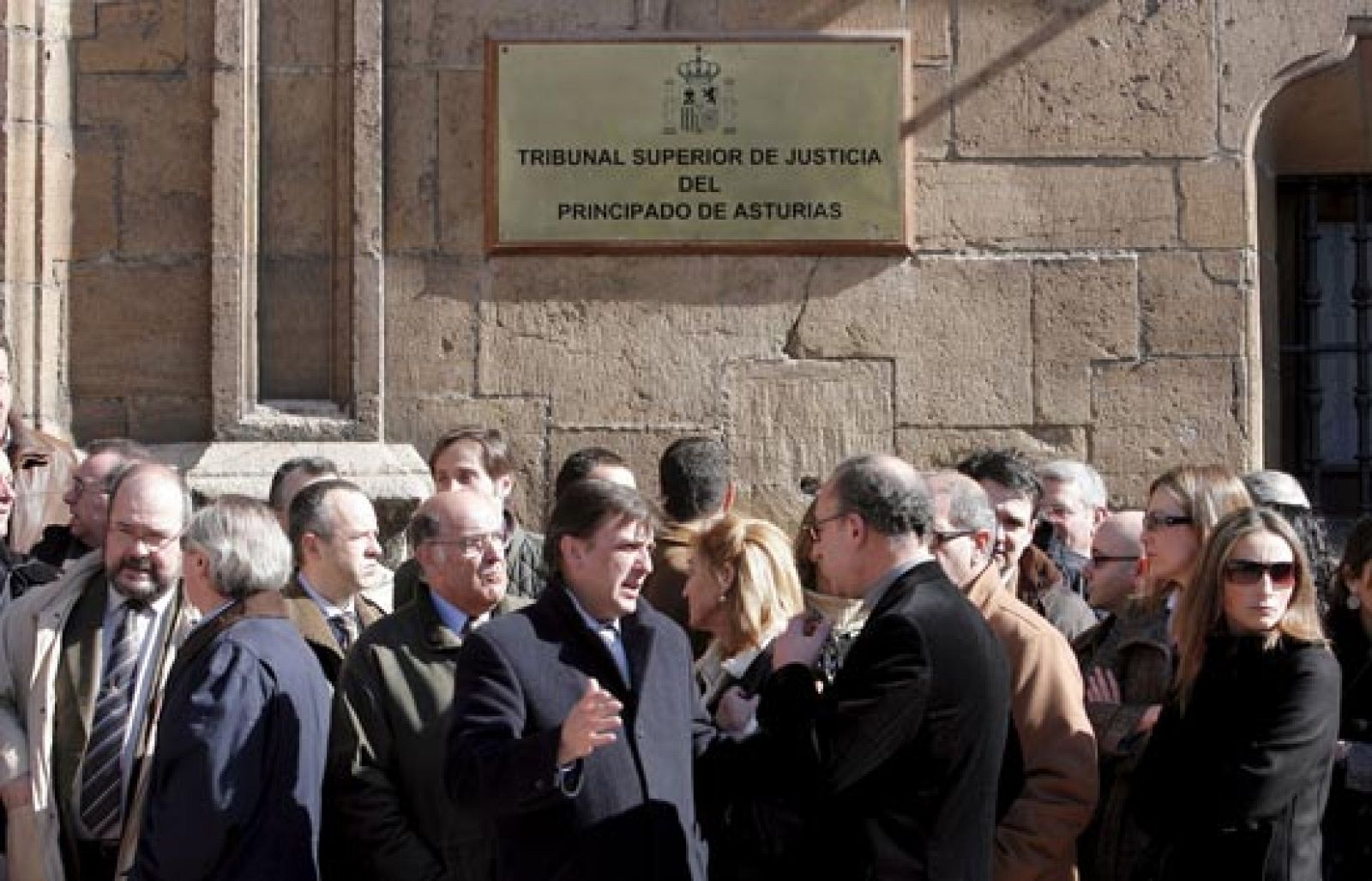 Telediario 2 en cuatro minutos - 18/02/09 | Ver