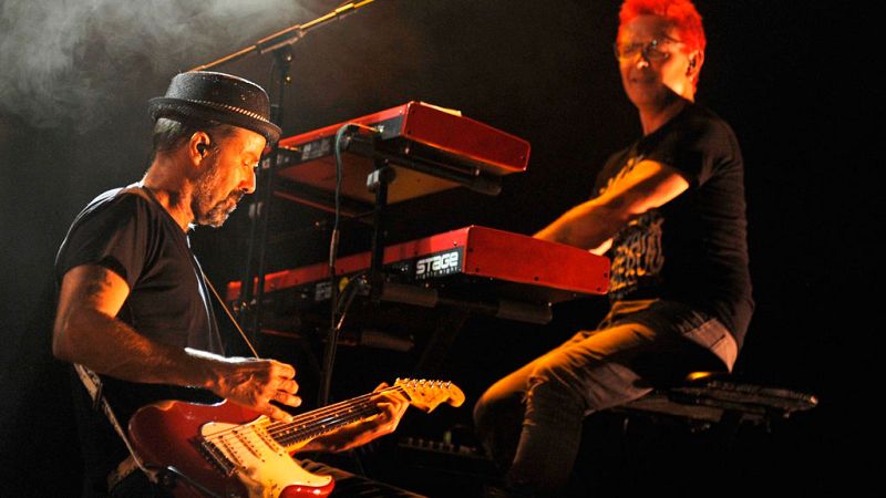 Jarabe de Palo llenJarabe de Palo llenó anoche el Castillo de Peralada, en Girona