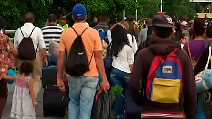 Telediario 1 - El puente de San Antonio del Táchira, vía de escape para los venezolanos