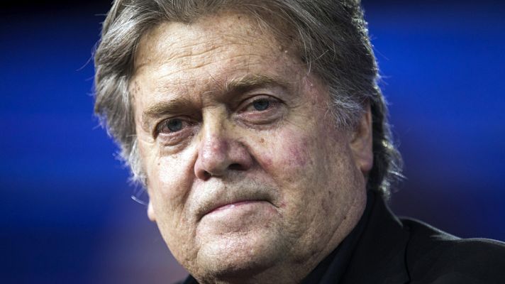 Informativo 24h - Trump destituye a su asesor Steve Bannon