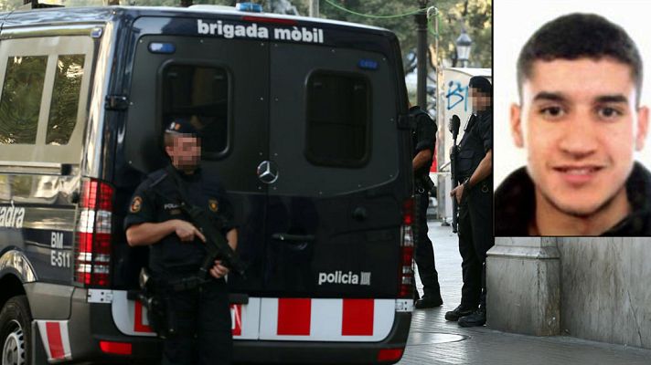 Telediario 1 - Los Mossos investigan registran la casa de un imán de Ripoll