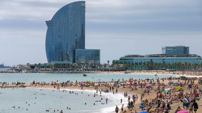 Avisos por altas temperaturas  en 37 provincias