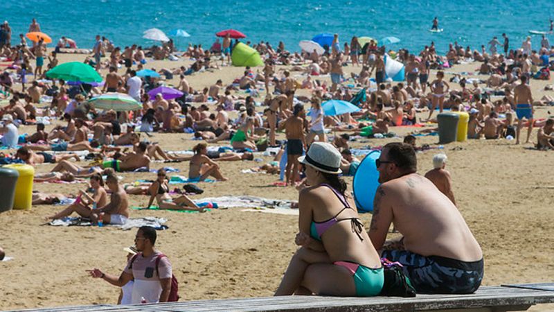 Altas temperaturas en áreas del interior de la Península y Canarias