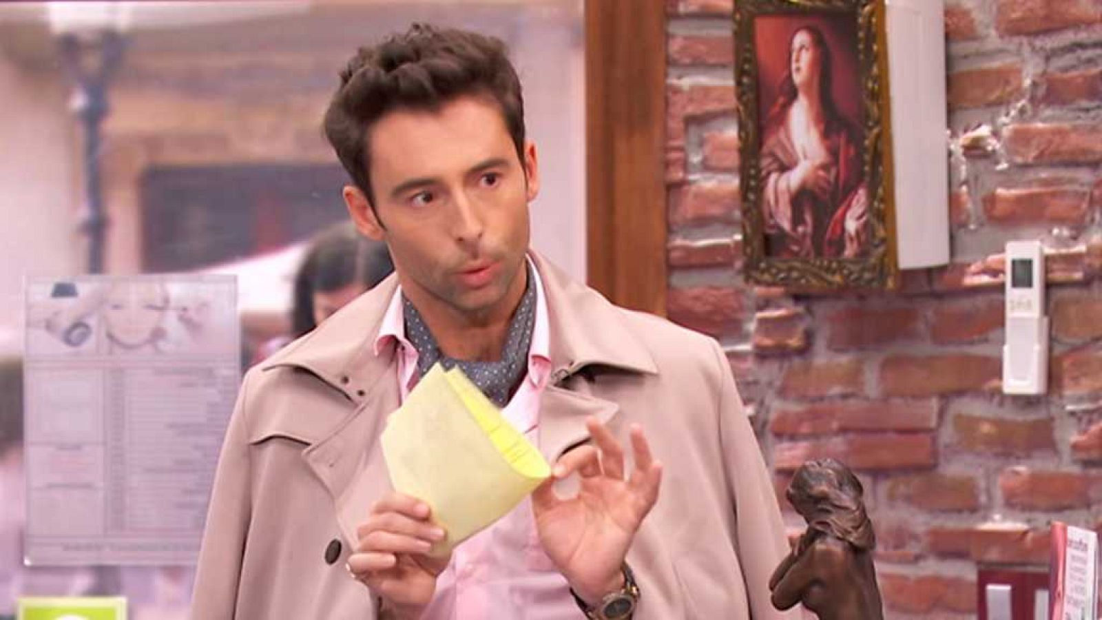 La Peluquería - La deuda - ver ahora