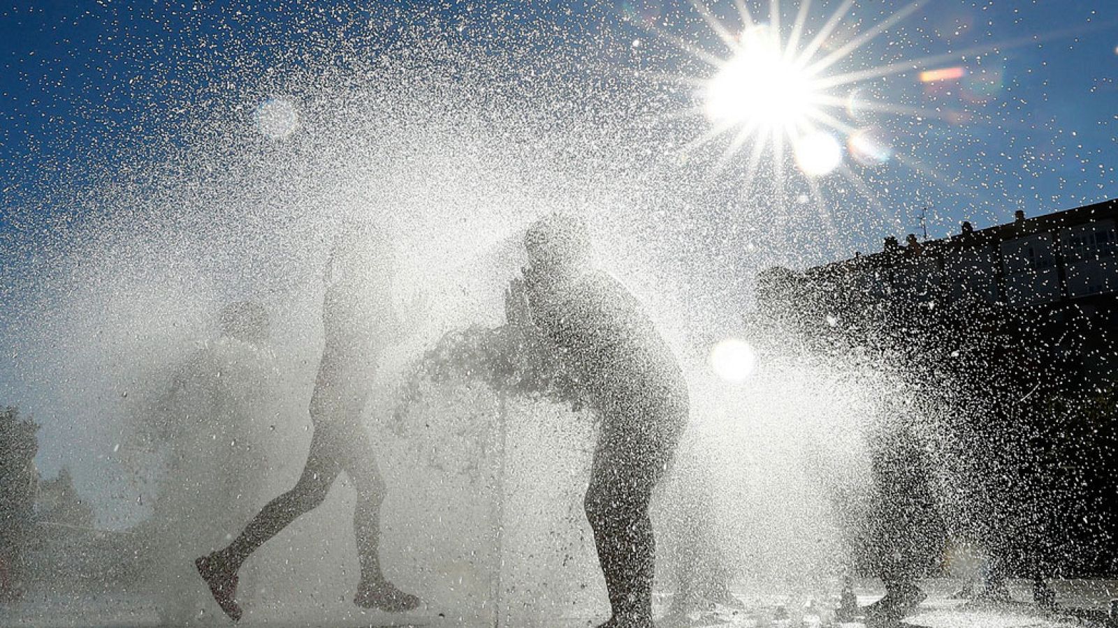 Un total de 19 provincias y las Islas Canarias permanecerán en riesgo por el calor