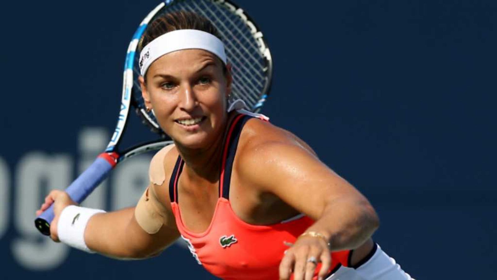 Tenis - WTA Torneo New Haven (EEUU). 1ª Semifinal: E. Mertens - D. Cibulkova - ver ahora