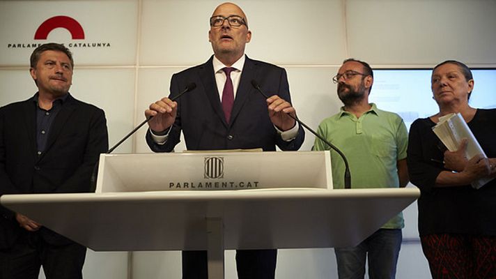 Telediario 1 - Junts pel Sí y la CUP aprobarán antes del 1-O la ley que regulará la "desconexión" de Cataluña si gana el 'sí'