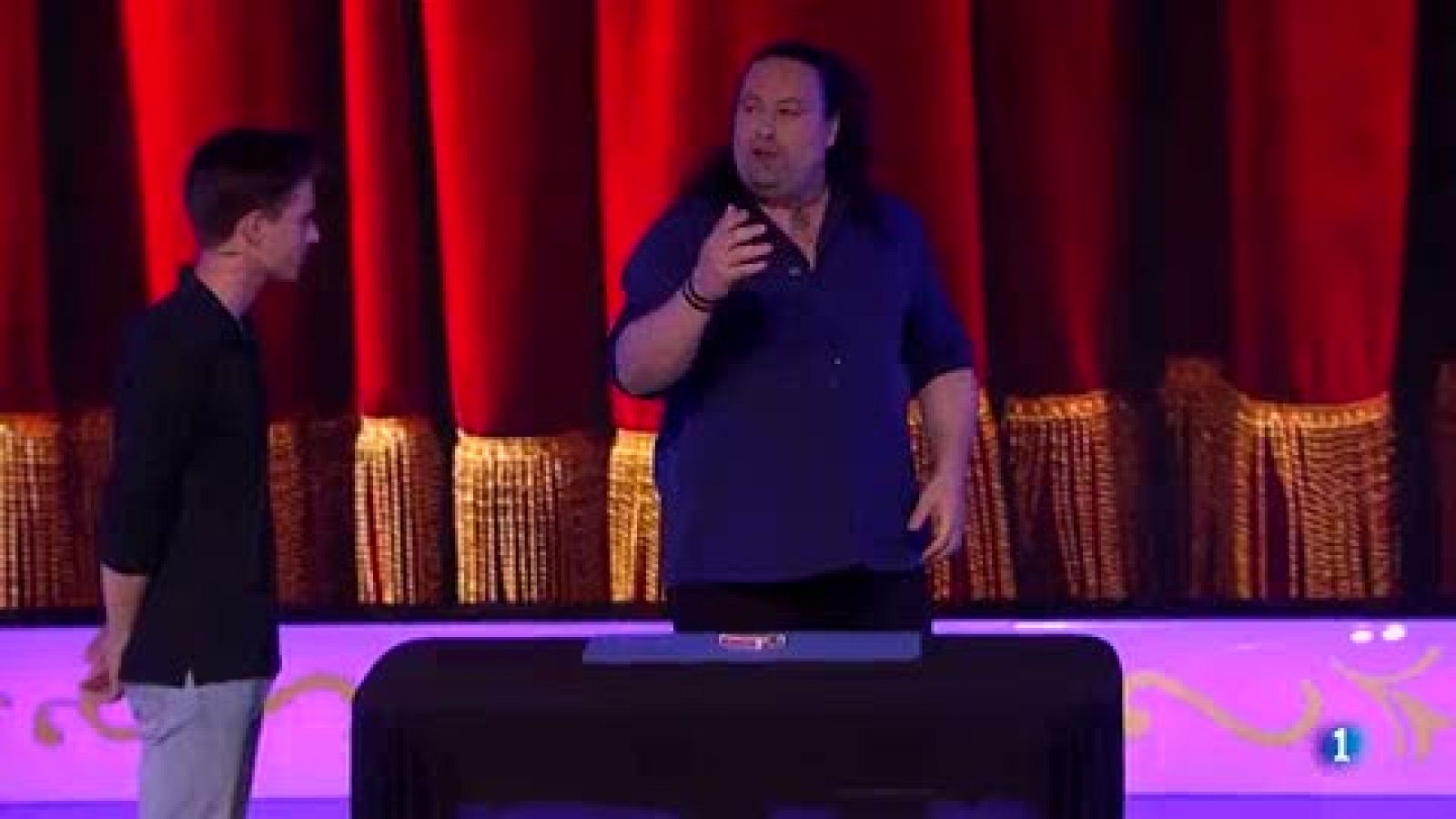 Miguel Ángel Gea nos emociona con su mágica historia de cartas.