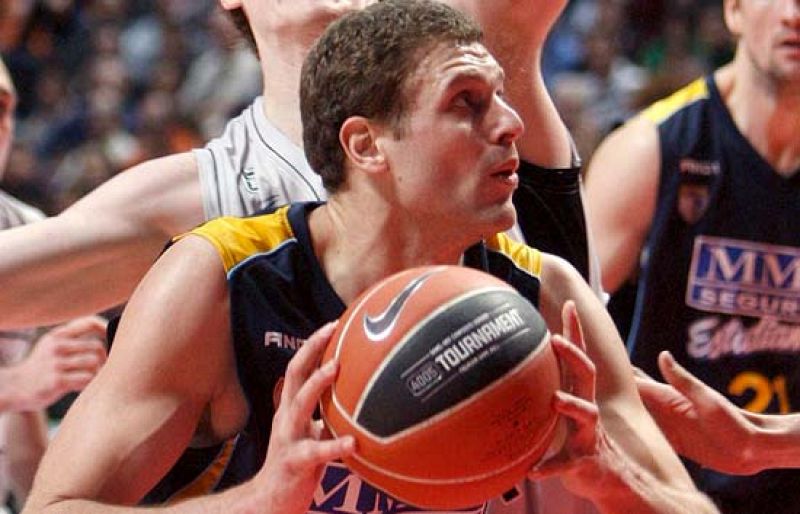 El Estu da la sorpresa - Baloncesto en RTVE | Ver