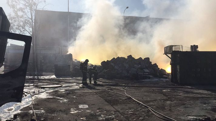 Informativo 24h - Una nube tóxica se acerca a tres localidades de Madrid