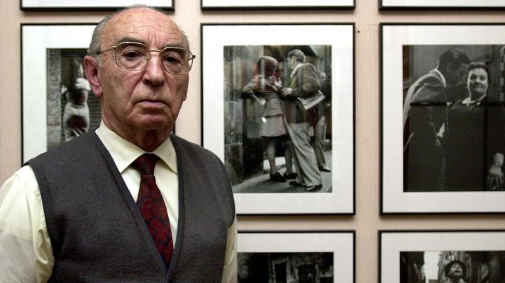 Telediario 1 - Muere a los 96 años el fotógrafo Joan Colom