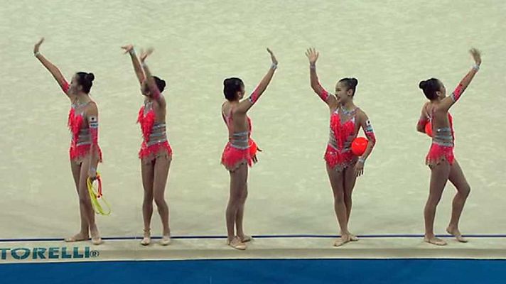 Gimnasia artística - Cto. del Mundo. Final Aparatos -3 Pelotas y 2 Cintas-