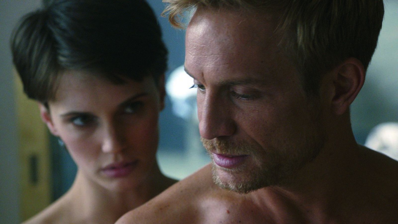 RTVE.es entrevista a François Ozon, director de 'El amante doble' y al protagonista de la cinta, Jérémie Renier | Ver