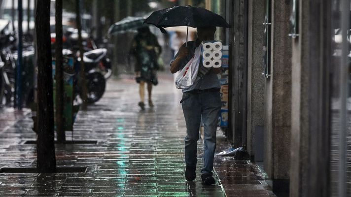 El tiempo - Las lluvias llegan hoy al norte y nordeste y  las temperaturas suben a valores "normales"