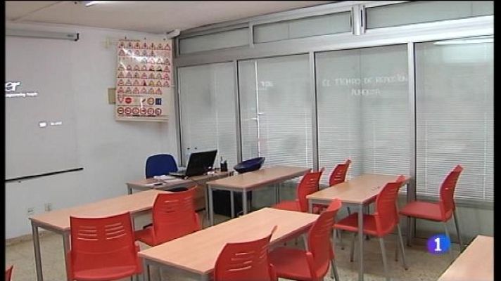 Informatiu Balear - Dos mesos d'espera per fer l'examen pràctic de cotxe a les Pitiüses