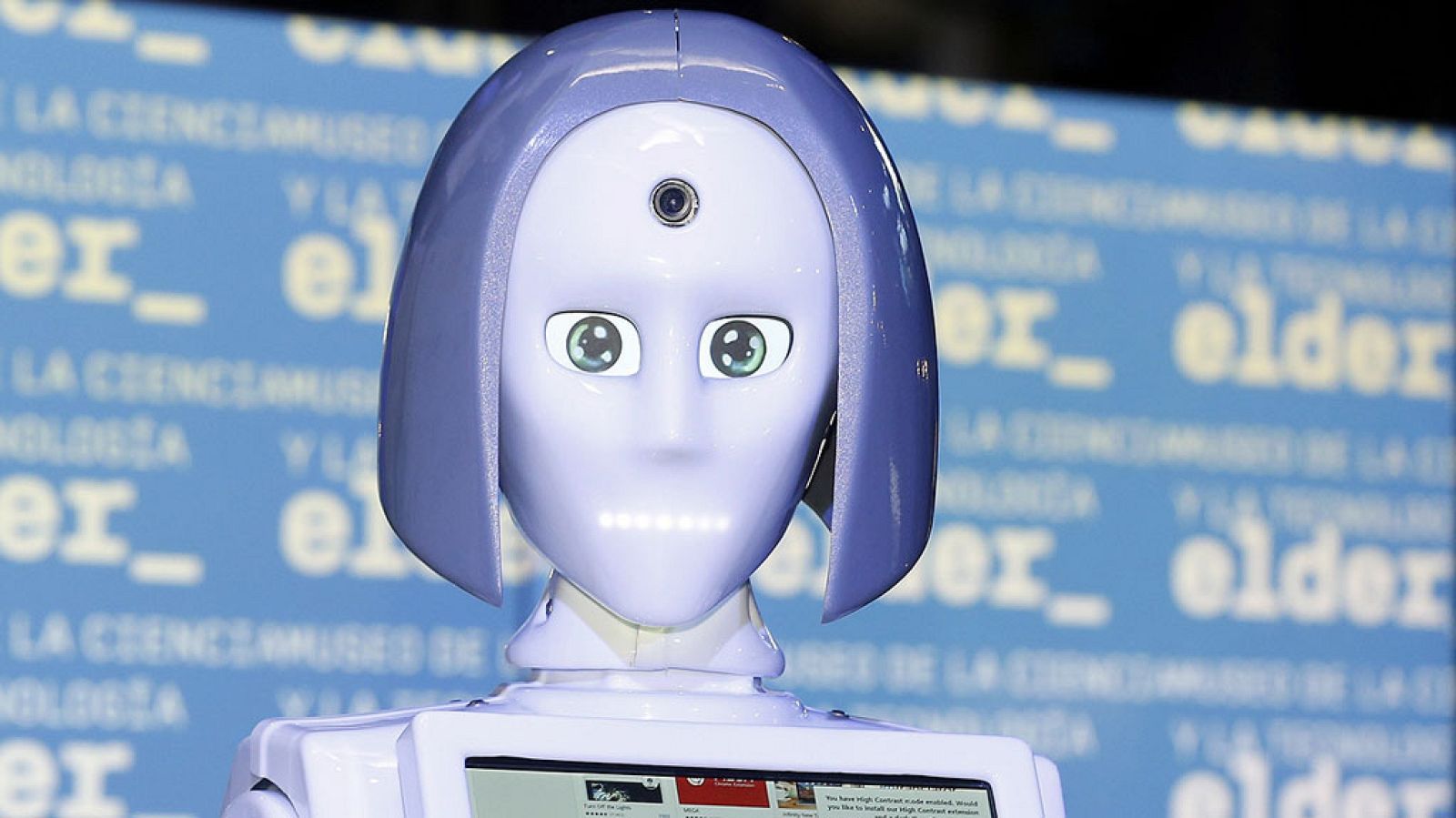 La primera robot humanoide que llega a España trabaja en el museo Elder de Las Palmas