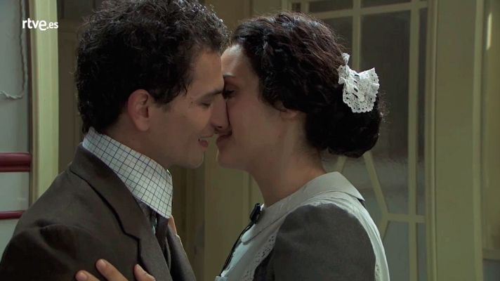 Acacias 38 - El esperado beso de Antoñito y Lolita