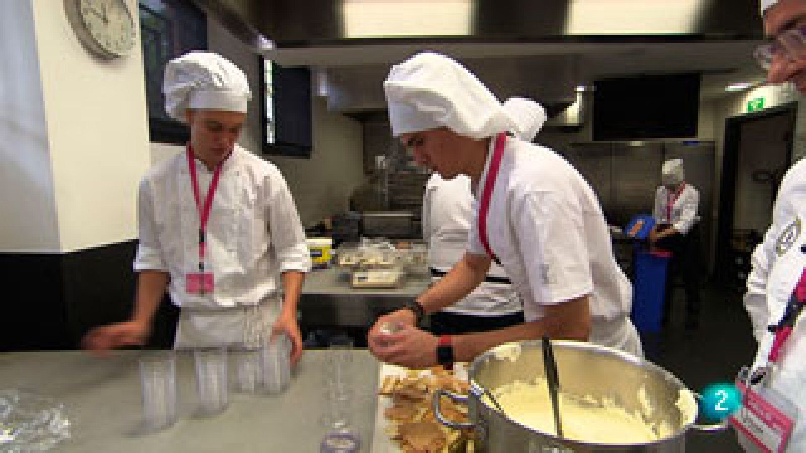 Cinc dies a...El CETT