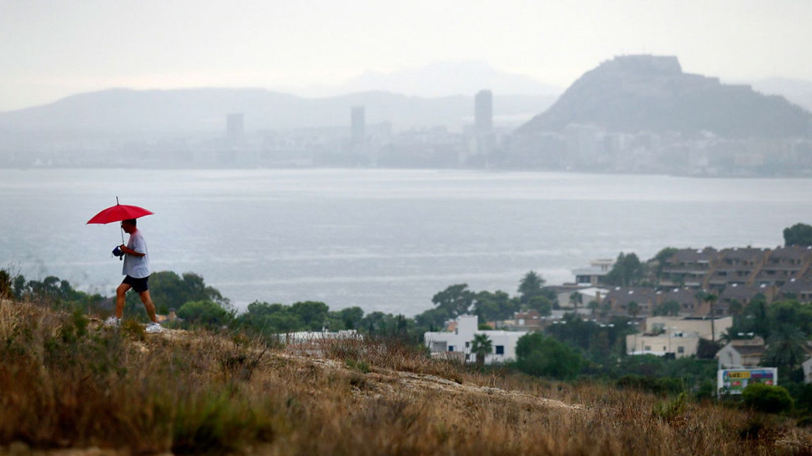 Las temperaturas suben en la mitad este peninsular y en  ambos archipiélagos