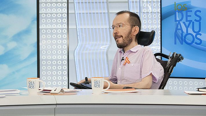 Los desayunos de TVE - Pablo Echenique: "Catalunya Sí que es Pot es el espacio político que más se parece a Cataluña"