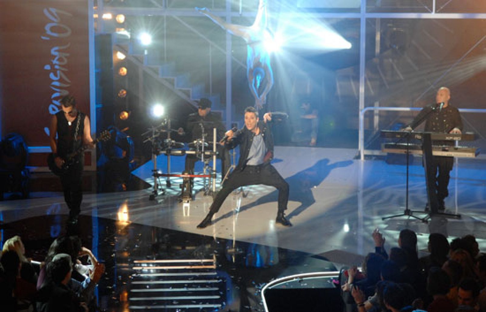Eurovisión 2009 - Gala 2 - Actuación de Electronikboy - Eurovisión | Ver