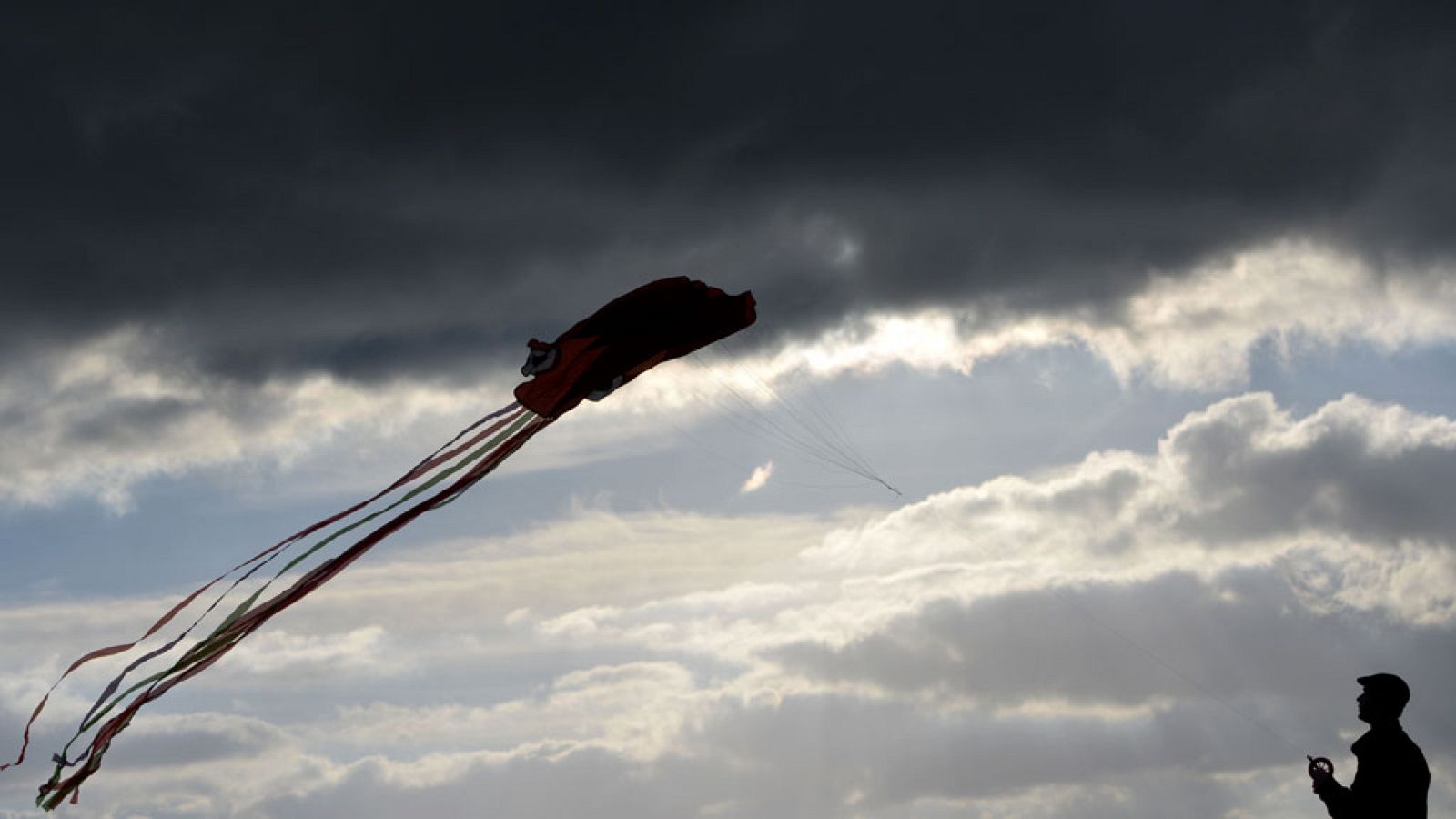 Un frente atlántico dejará lluvias intensas y acusado descenso térmico