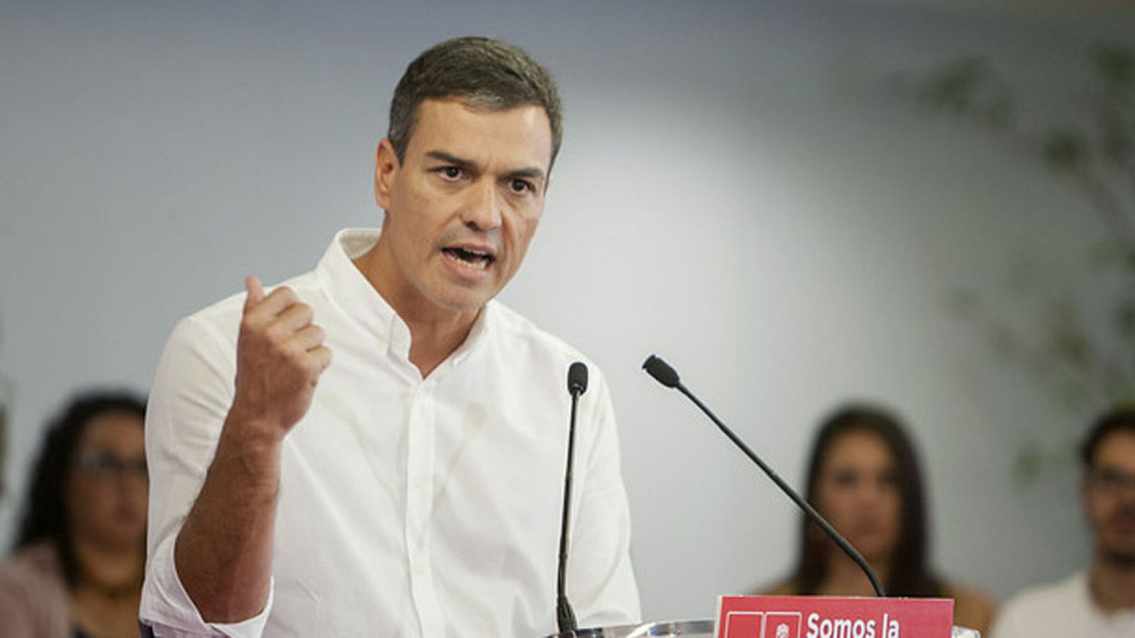 Pedro Sánchez utiliza las redes sociales para desear una buena Diada y apelar al diálogo