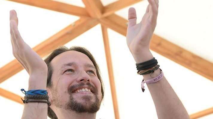 Telediario 1 - Pablo Iglesias pide un compromiso histórico a los partidos independentistas que permita echar al PP del gobierno y convocar un referéndum