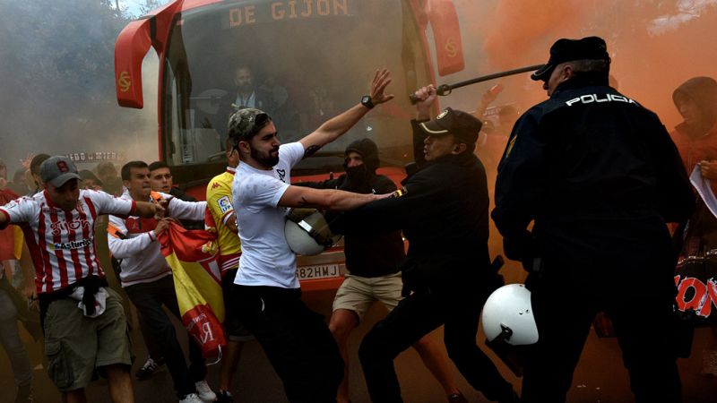 Siete detenidos por los incidentes previos al partido entre Sporting y Oviedo