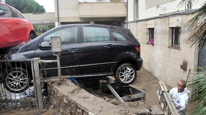 Telediario 1 - El temporal en Italia deja siete muertos y un desaparecido
