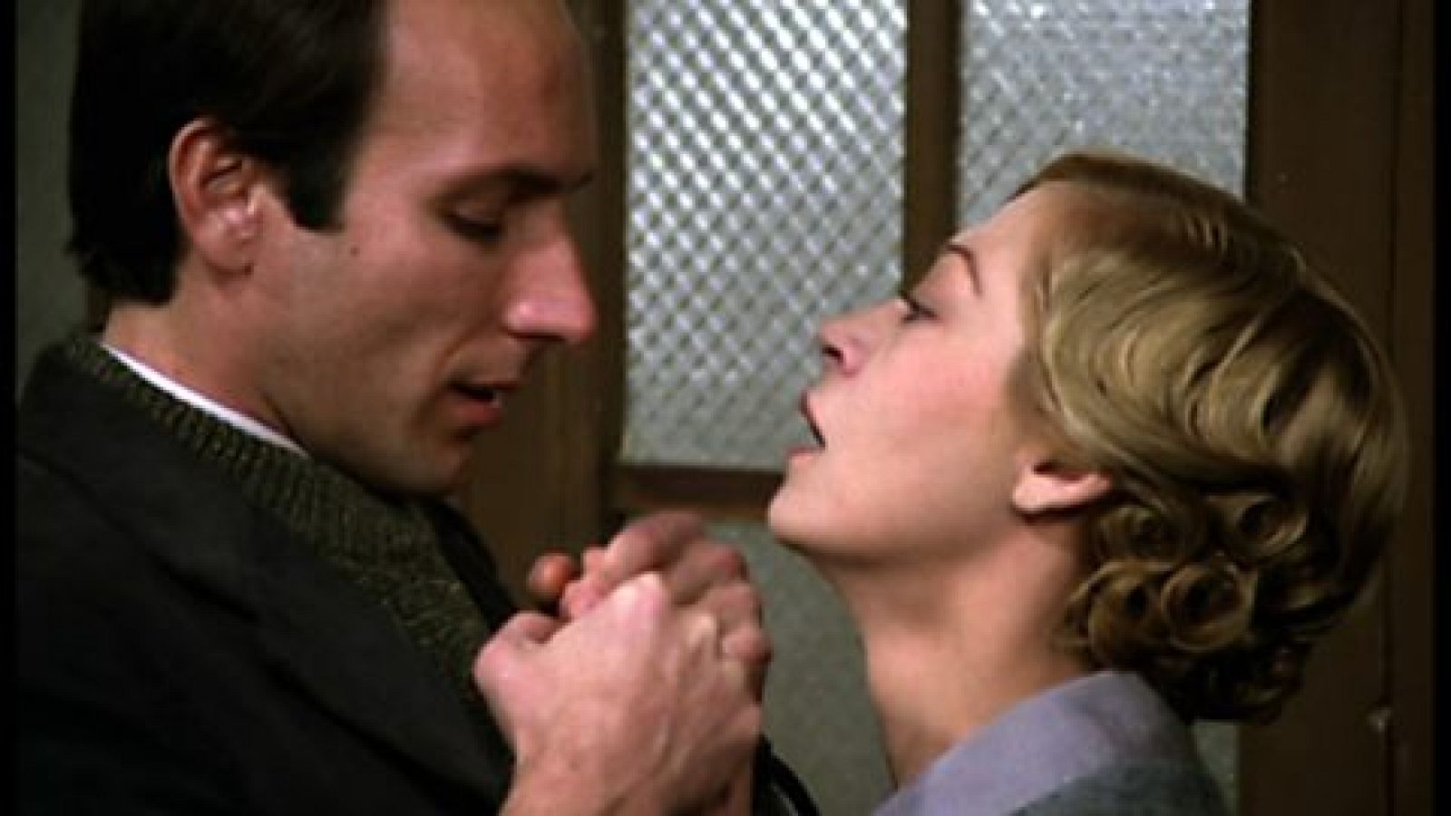 Los gozos y las sombras - Capítulo 7 - Ver ahora