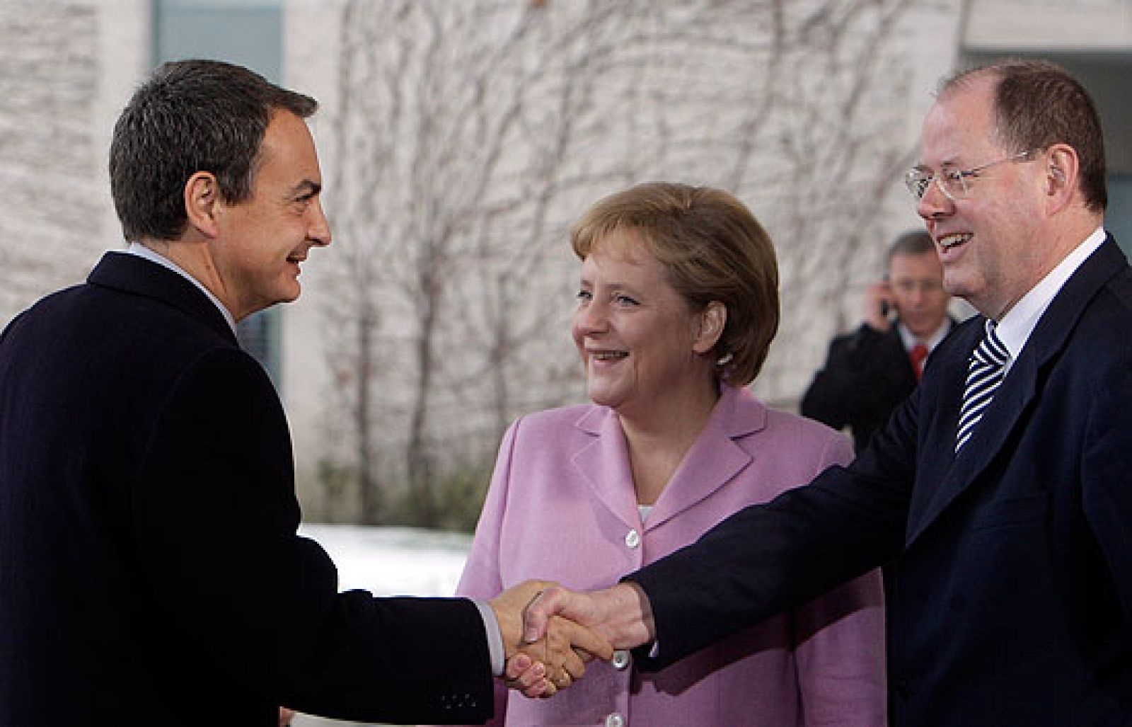 Los principales líderes europeos preparan la reunión del G20 en Berlín (24 Horas) | Ver