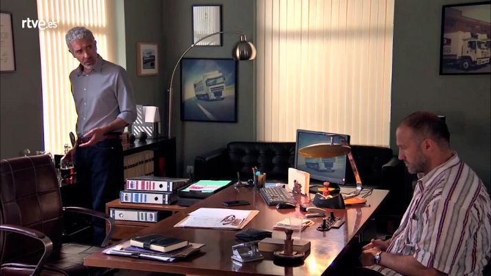 Servir y proteger - Quintero encarga a Fali matar a Manolo