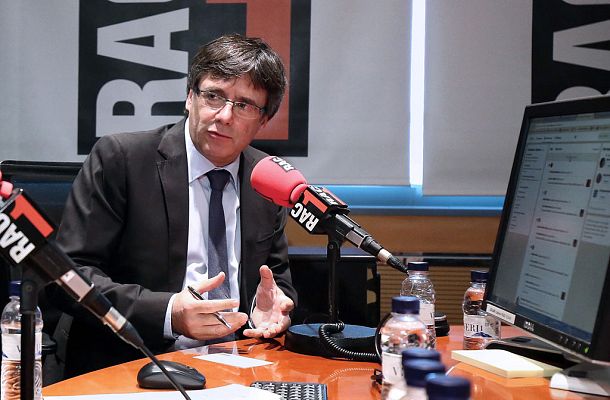 Telediario 1 - Puigdemont cree que la prioridad de la policía autonómica debe ser el terrorismo