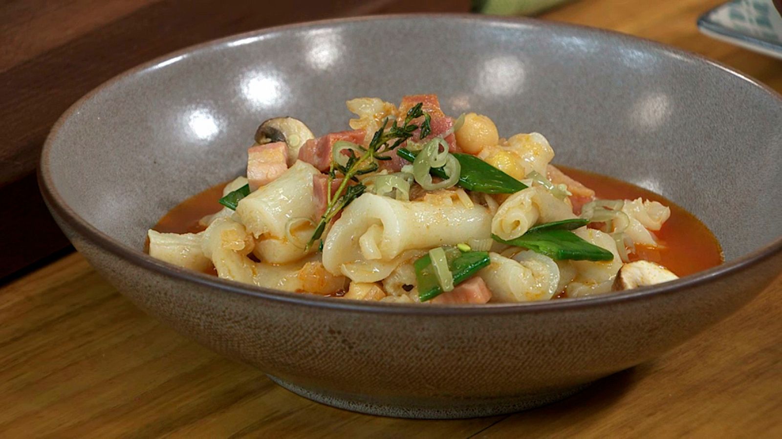 Torres en la cocina - Tripa de bacalao a la madrileña