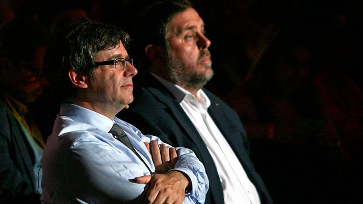 Telediario 1 - La Generalitat ni confirma ni desmiente que se hayan empezado a enviar las notificaciones