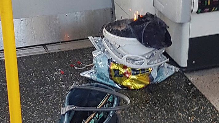 Telediario 1 - Un atentado en el metro de Londres deja al menos 22 heridos