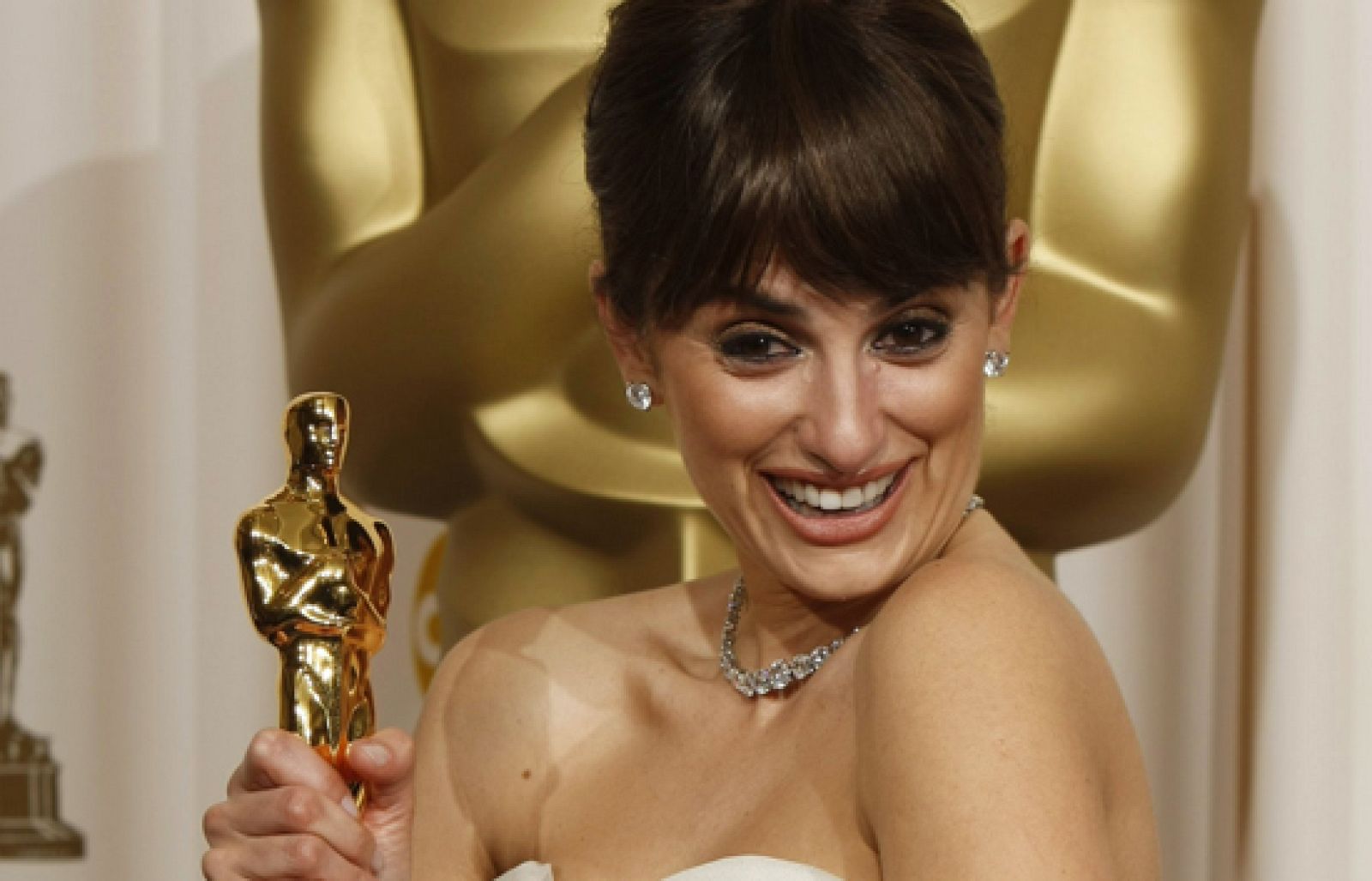 Telediario matinal en cuatro minutos - 23/02/09 | Ver