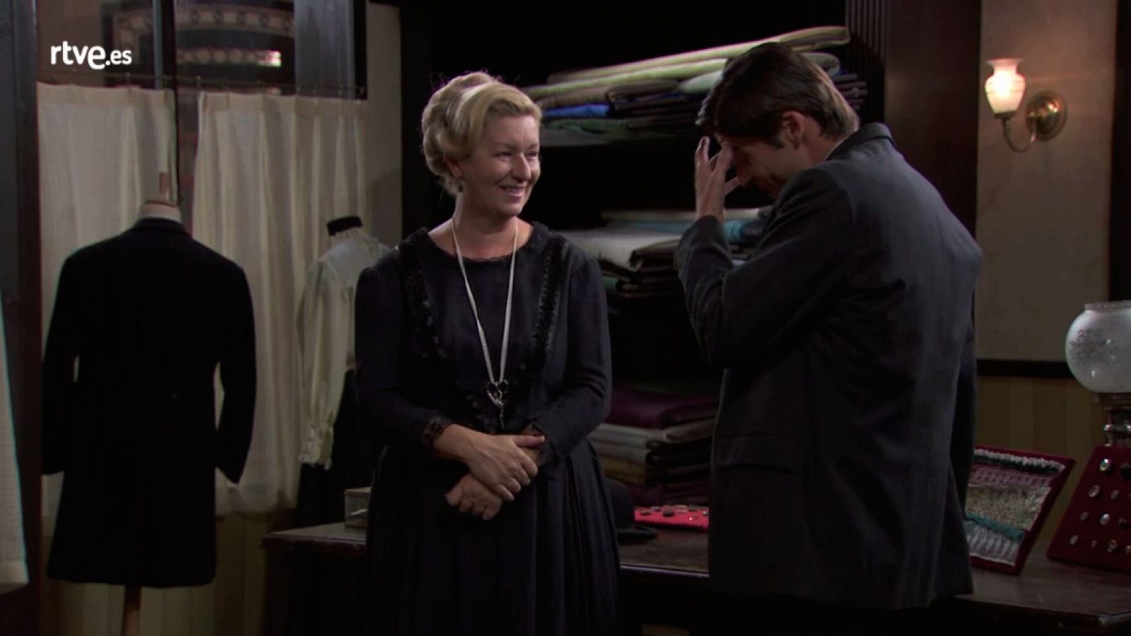 Acacias 38 - Susana volverá a ser la madrina de Simón