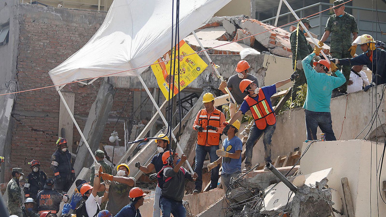 Terremoto en México - Carrera contra reloj para salvar a los supervivientes