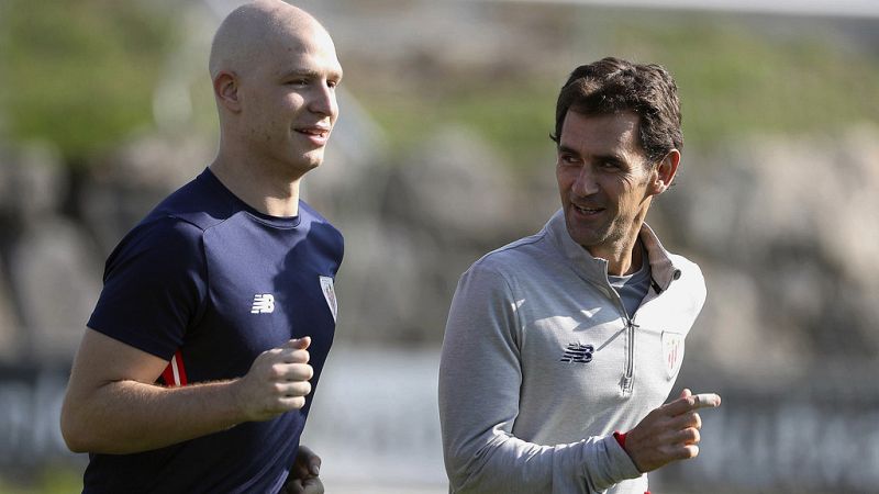 El jugador del Athletic Club ha vuelto a entrenarse un día después de conocerse que está curado del cáncer testicular del que recayó en junio.