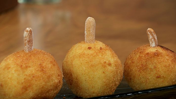 RTVE Cocina - Bombas de pimiento y bacalao