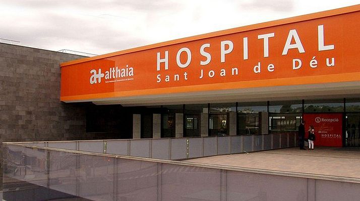 Telediario 1 - Muere un joven por una peritonitis tras ir cuatro veces a urgencias con dolor a un hospital de Manresa