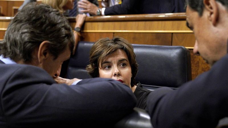 Sáenz de Santamaría dice que la "única unilateralidad que cabe es la de 47 millones de españoles" - Informativo 24h | Ver