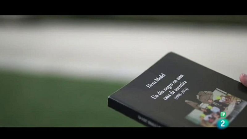 Página Dos - El poema:  Elena Medel