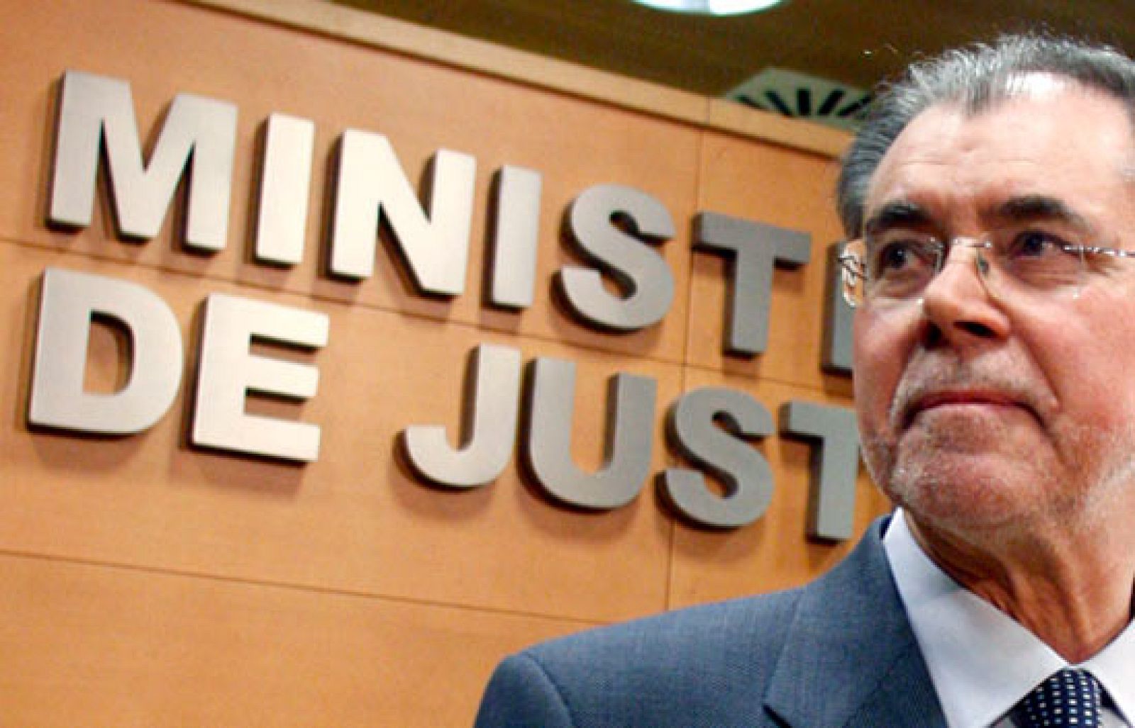 Telediario matinal en cuatro minutos - 24/02/09 | Ver