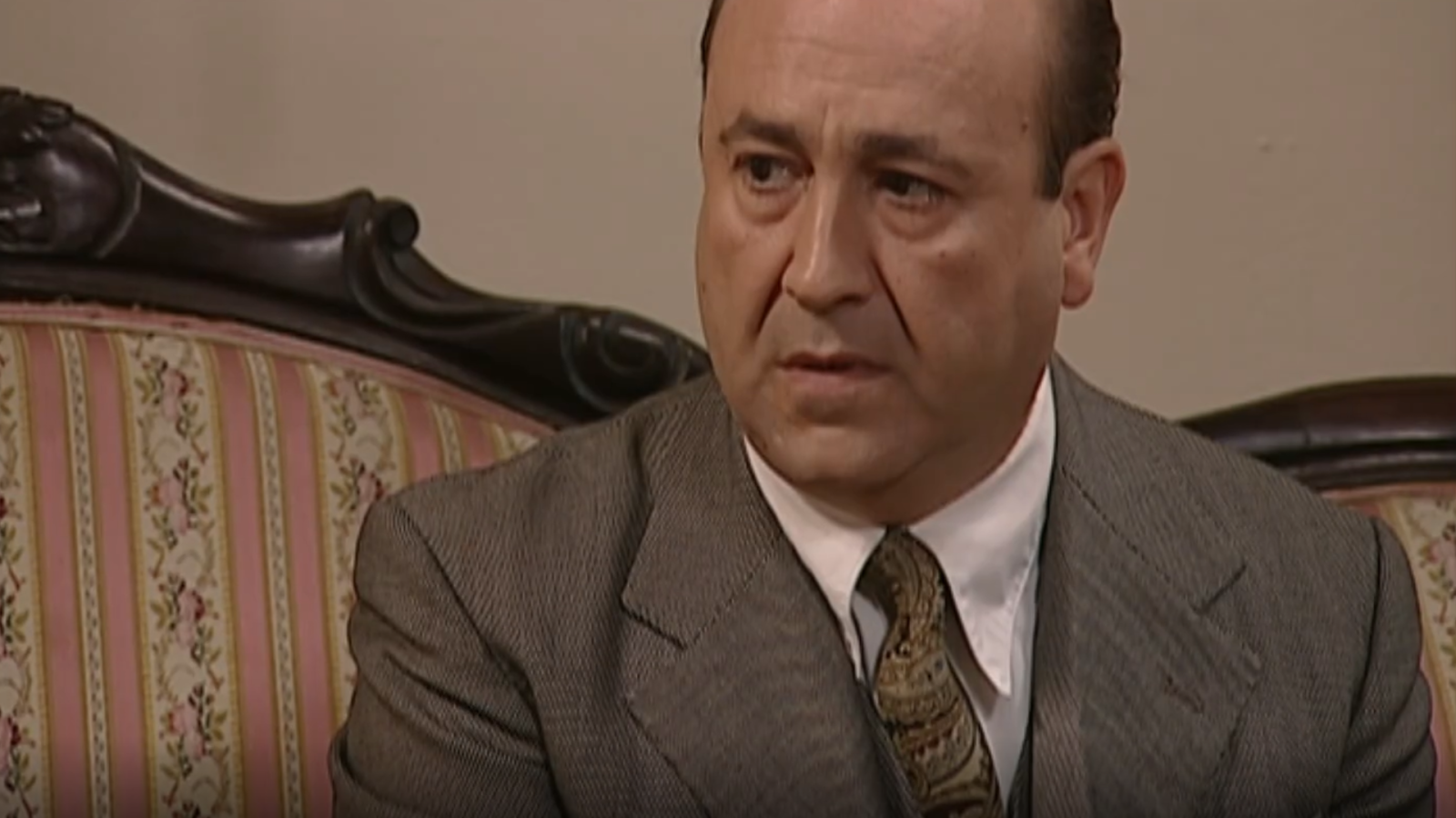 Amar en tiempos revueltos - T2 - Episodio 101 - Ver ahora