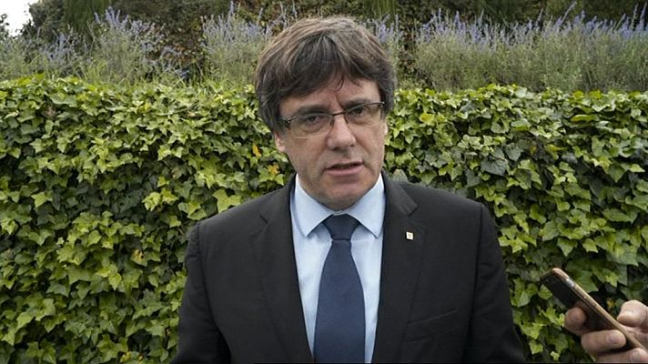Informativo 24h - Puigdemont asegura que "la represión" no está impidiendo que muchos catalens estén votando