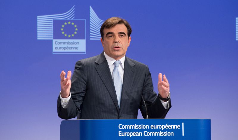 La UE afirma que el referéndum no fue "legal" pero avisa: "La violencia nunca puede ser un instrumento en política | Ver