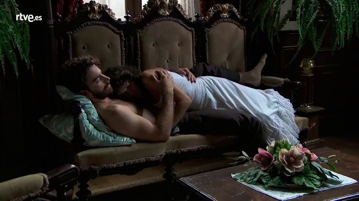 Acacias 38 - Blanca y Diego pasan su primera noche juntos